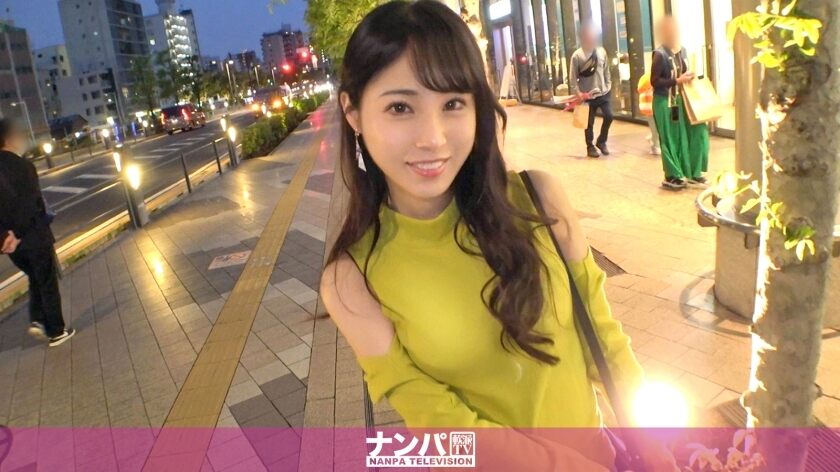 GANA-2920 Seriously soft, first shot. 1964 [Superb neck] Picking up an older sister with model-class style! Perhaps because she is lonely without a boyfriend, she accepts our invitation and exposes her beautiful body to the camera! She squirts with high-s