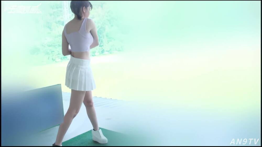 FC2-PPV-4680424 Nanami (18) is cute, sensitive and fair-skinned. I negotiated hard and finally allowed her to cum inside me. I got into a trap and cummed inside her while sticking a vibrator in her anus, then I played with her anus and did ATM.