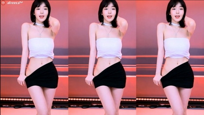 [UNCENSORED-LEAK] MUDR-284 Kayo-chan from next door is hypnotized into thinking that "this is the masturbator that helped me the other day" Hypnosis actually exists! Hypnotize the beautiful girl from next door to become a masturbator and use her